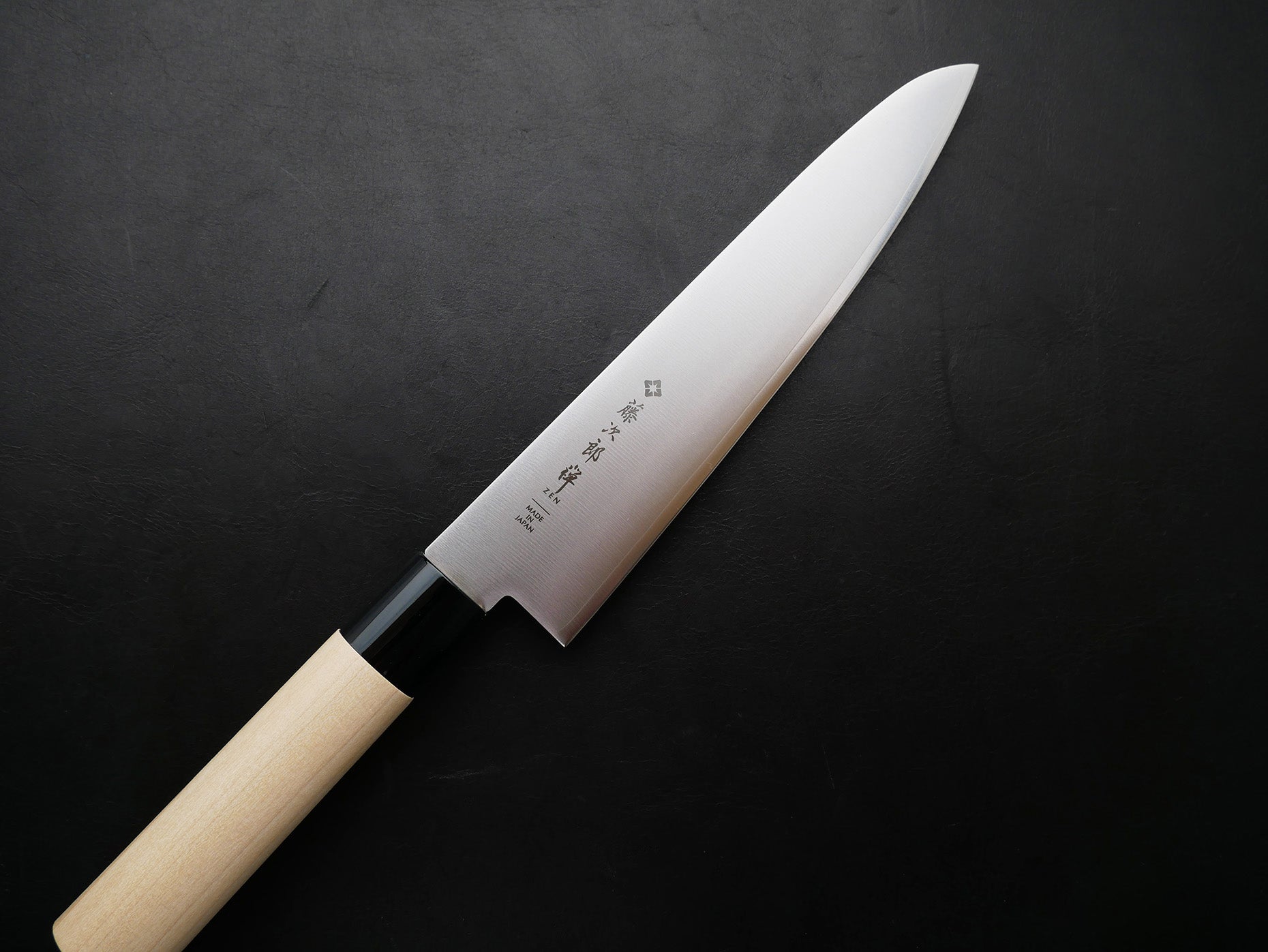 TOJIRO ZEN - 8.3" Gyuto knife